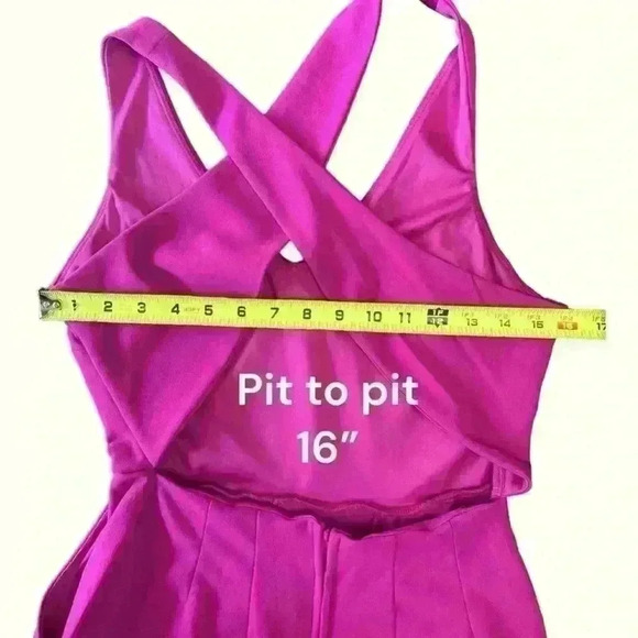 Celebrity Sky pink shorts romper size small. - Picture 5 of 10
